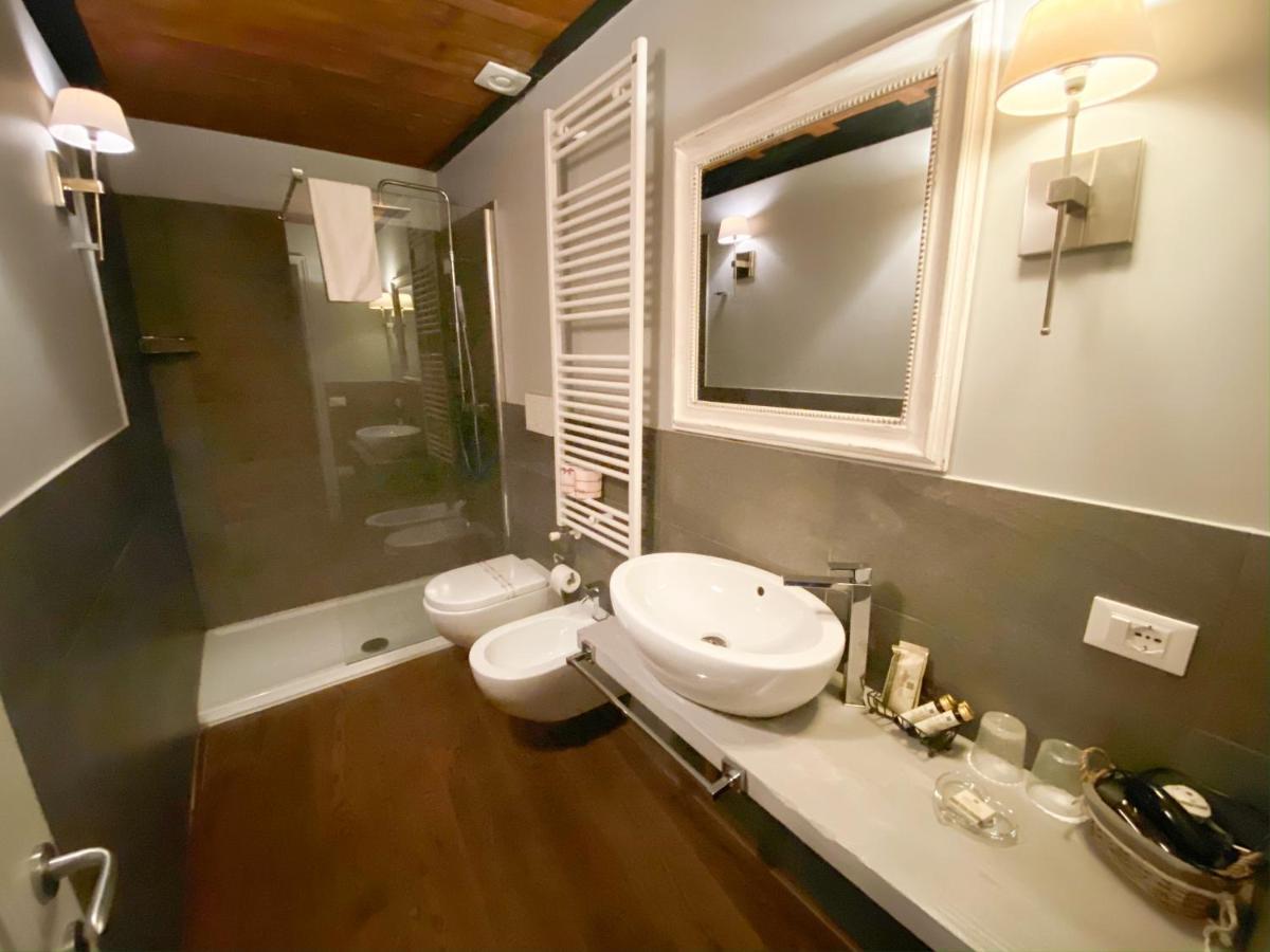 Rosso Charm B&B Венеция Экстерьер фото